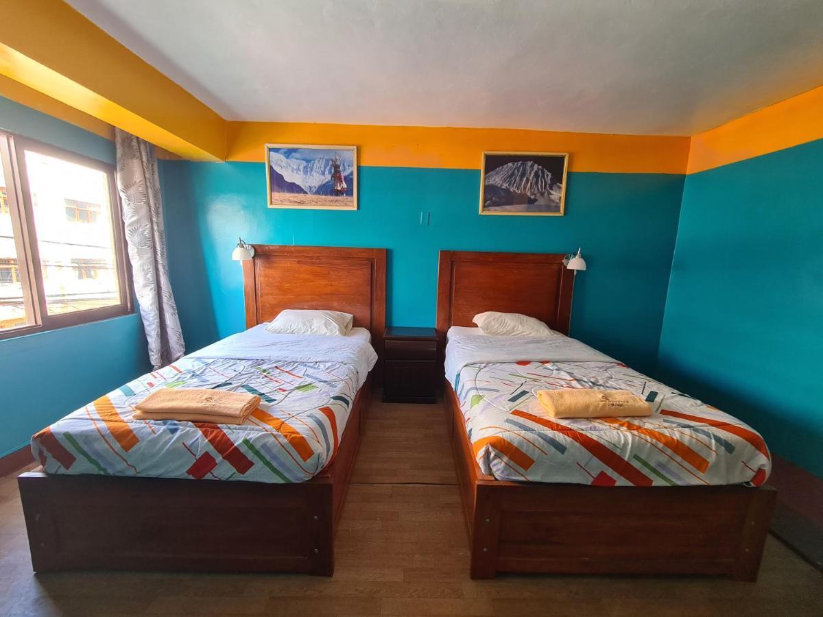 Big Mountain Hostel Huaraz  Εξωτερικό φωτογραφία